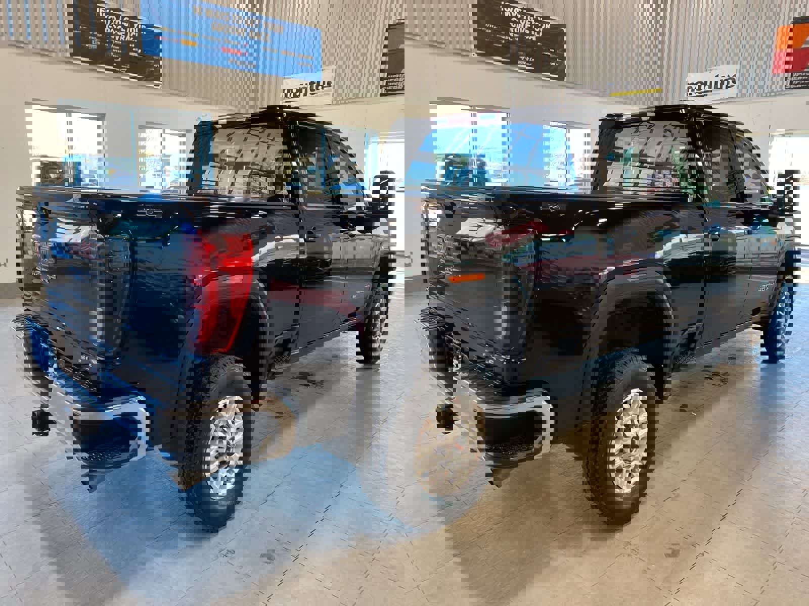 Used 2021 GMC Sierra 2500 SLE image 5