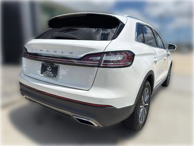 Used 2022 Lincoln Nautilus FWD image 9