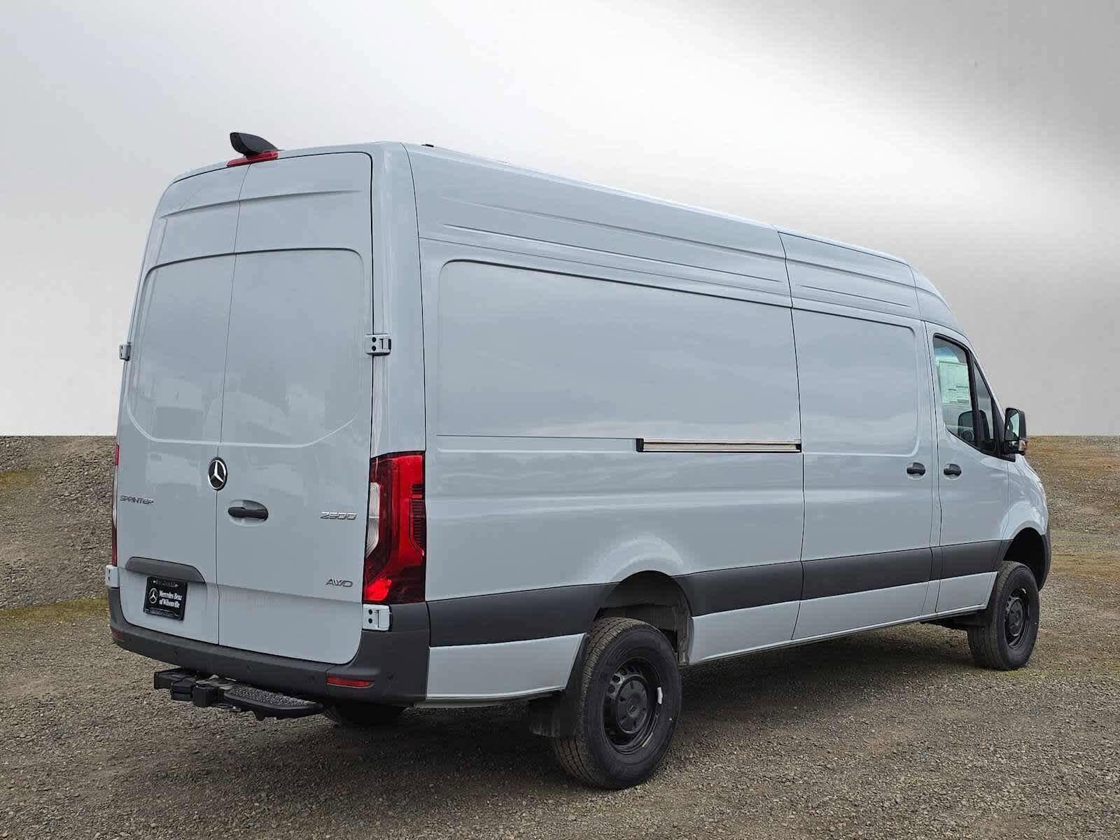 Used 2026 Mercedes-Benz Sprinter 2500 image 3