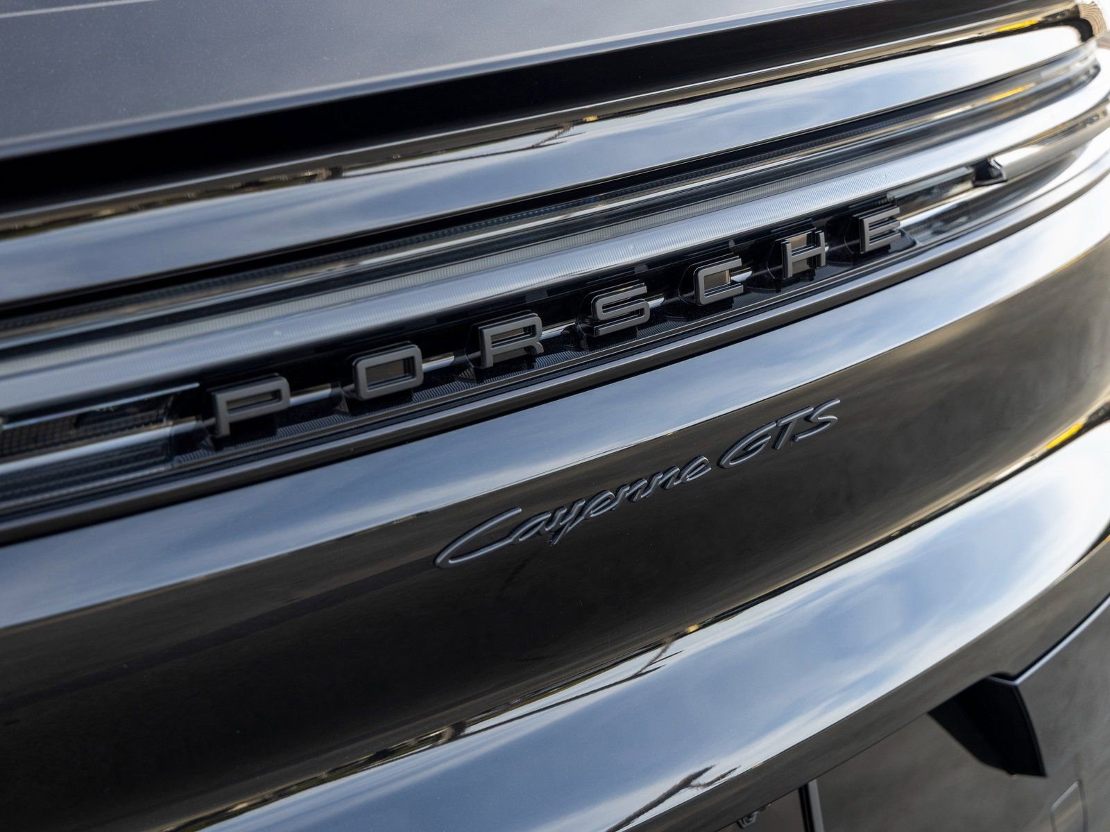 Certified 2025 Porsche Cayenne GTS image 22