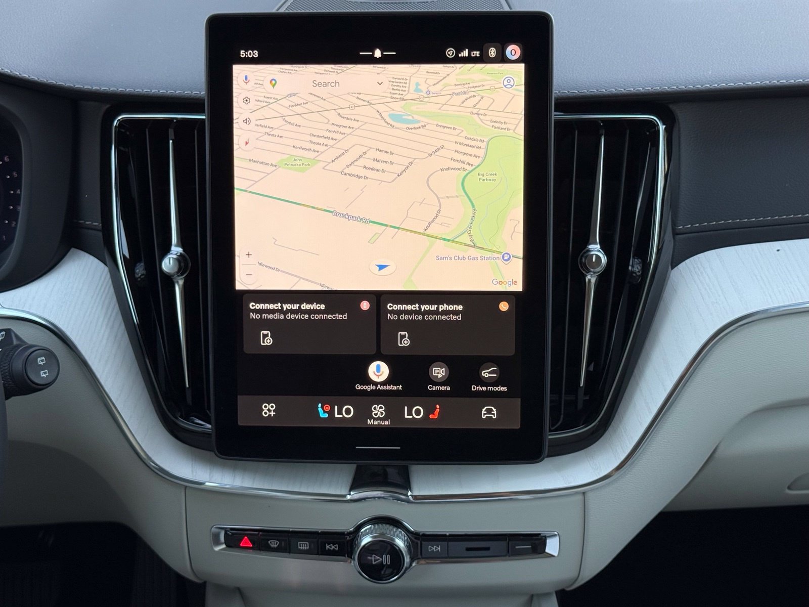 New 2027 Volvo XC60 B5 Ultra AWD/4WD image 24