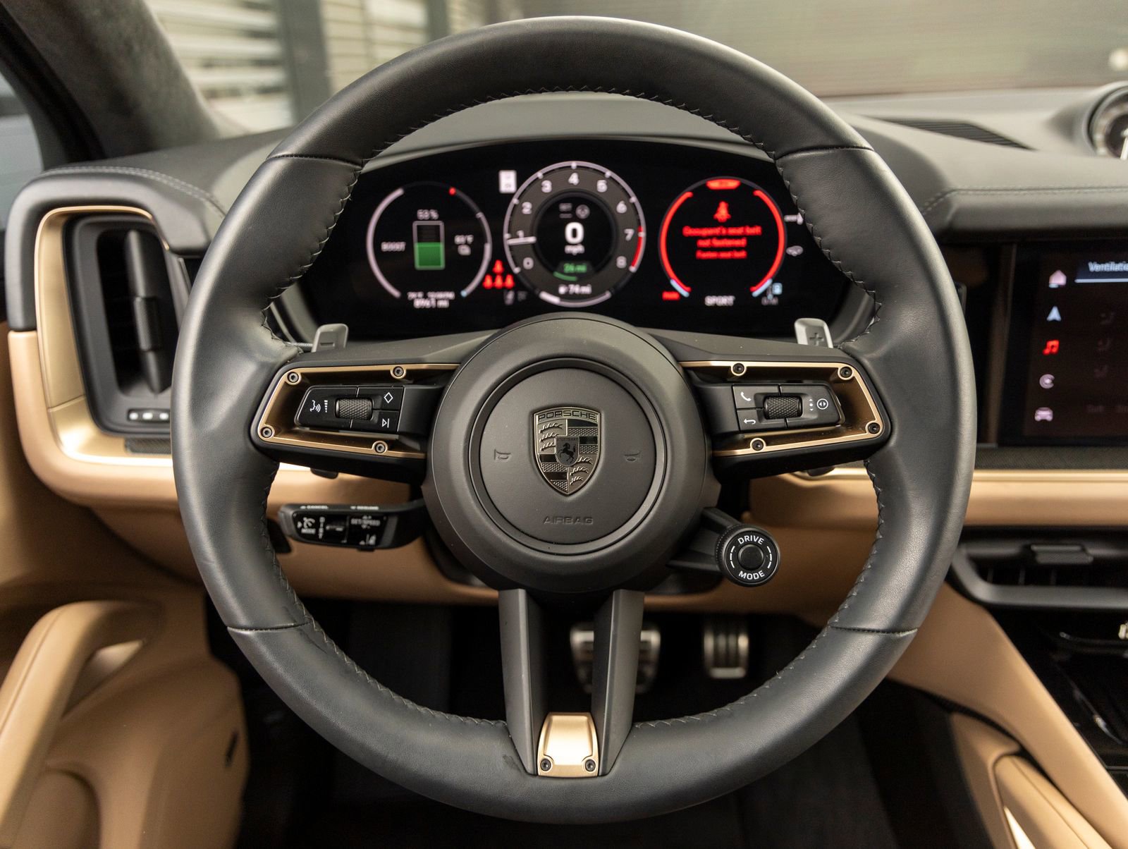 Used 2025 Porsche Cayenne Turbo AWD/4WD image 28