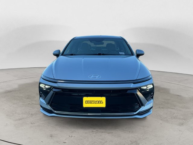 Used 2025 Hyundai Sonata SEL FWD image 2