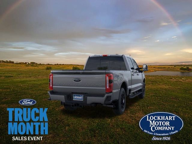 New 2026 Ford F250 Lariat w/ Black Appearance Package image 8