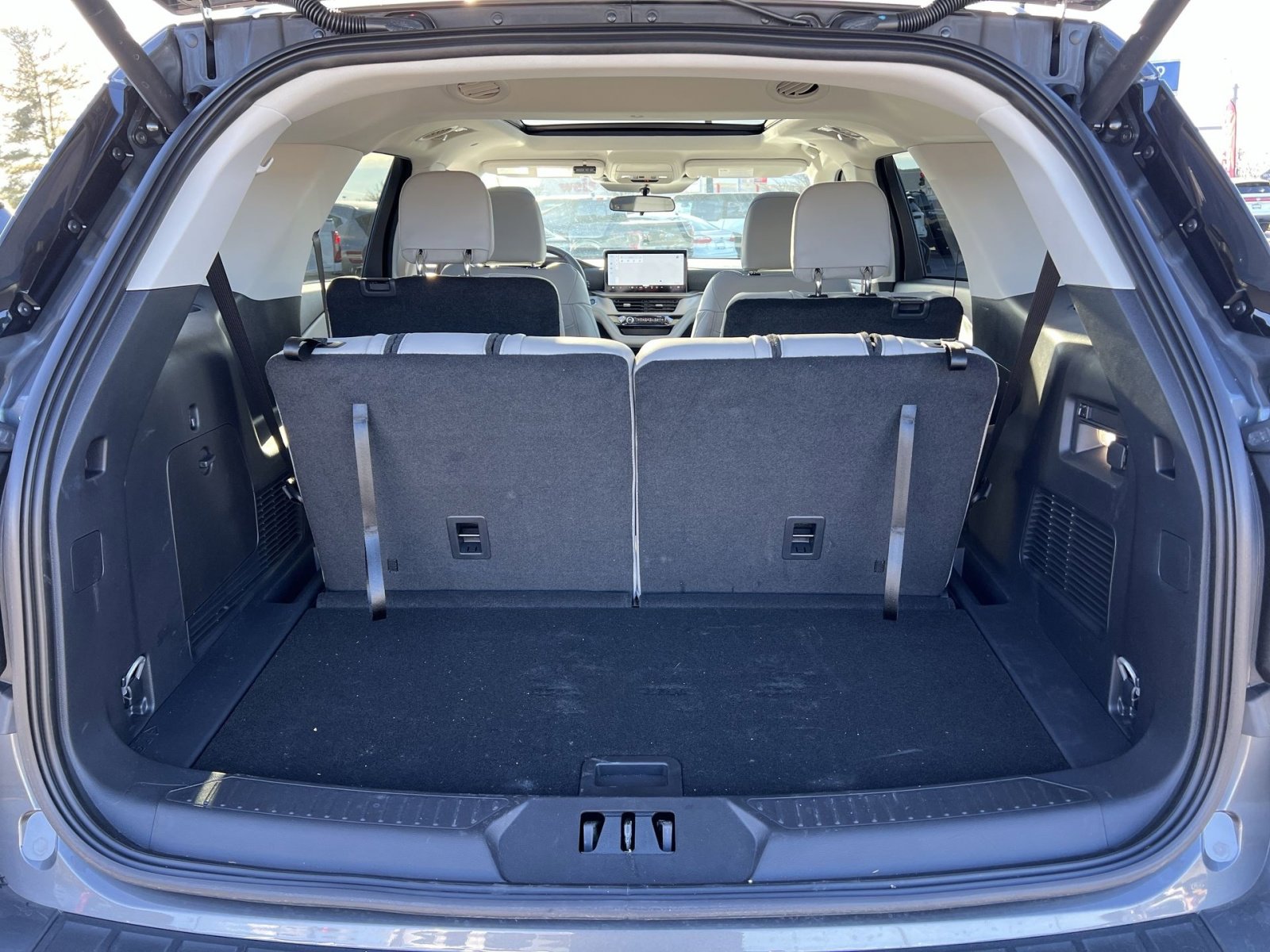 Used 2026 Ford Explorer Active image 27