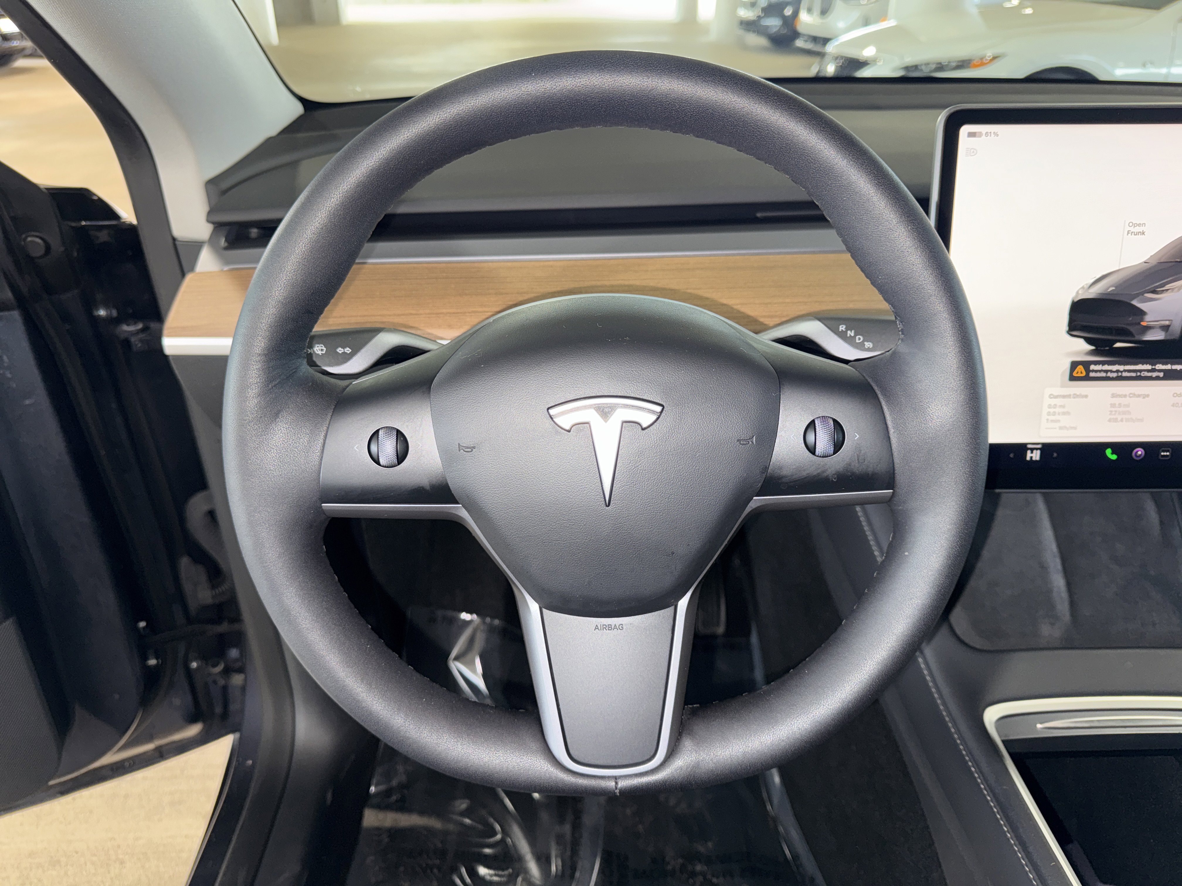Used 2022 Tesla Model Y Long Range image 21