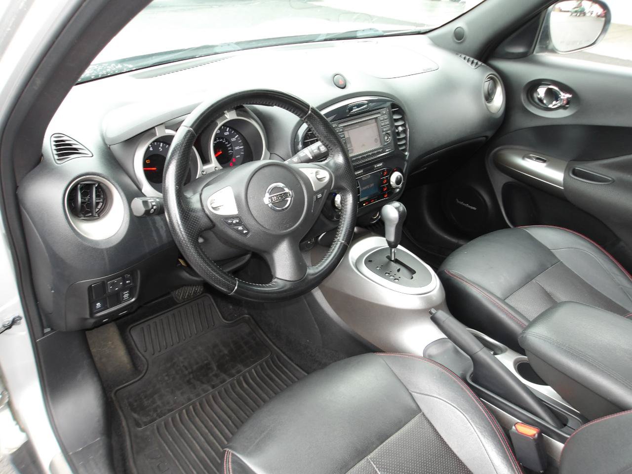 Used 2013 Nissan Juke SL w/ Chrome Pkg AWD/4WD image 9