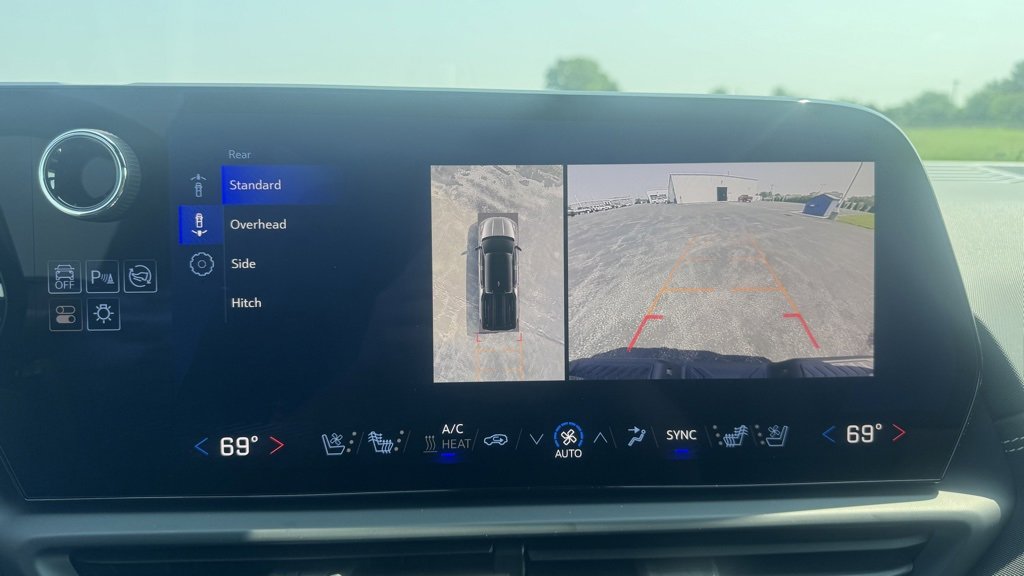 New 2025 Chevrolet Silverado EV LT image 26