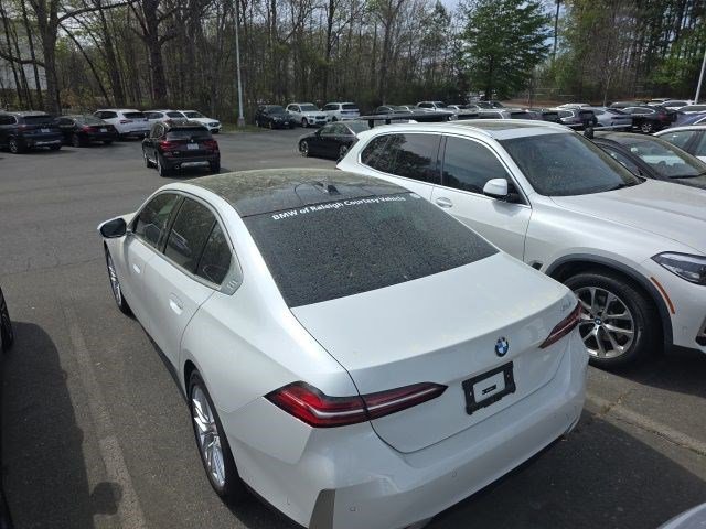Certified 2025 BMW 530i w/ Premium Package image 12