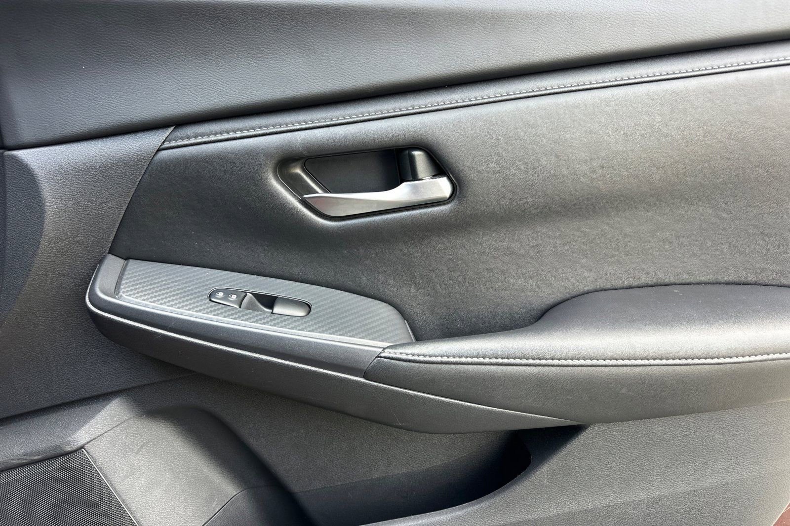 Used 2024 Nissan Sentra SV image 21