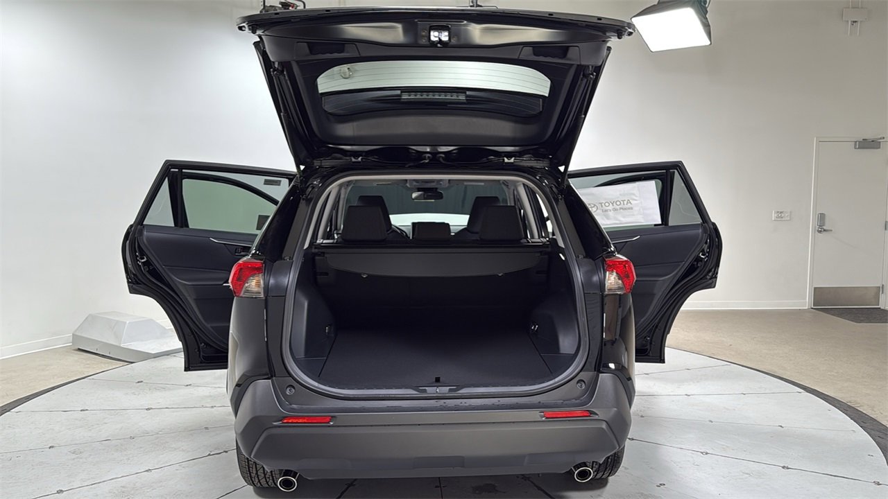 New 2025 Toyota RAV4 LE image 16