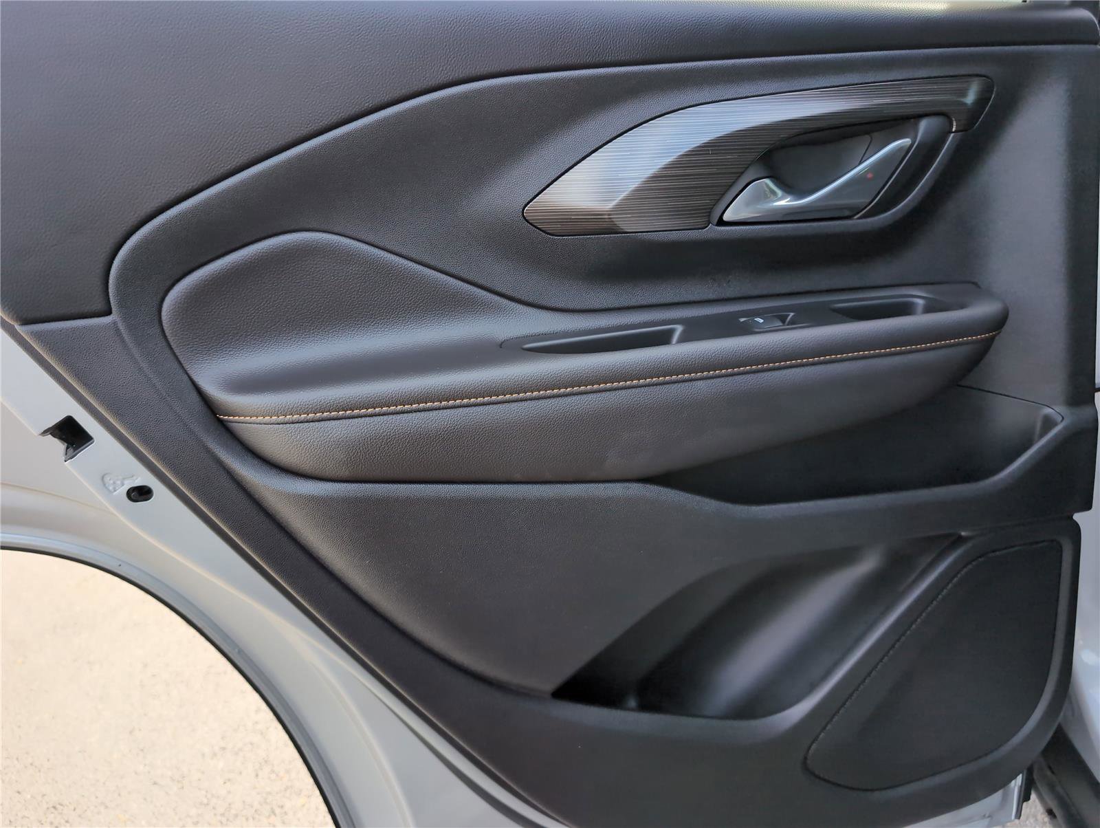 Used 2021 GMC Terrain SLT image 28