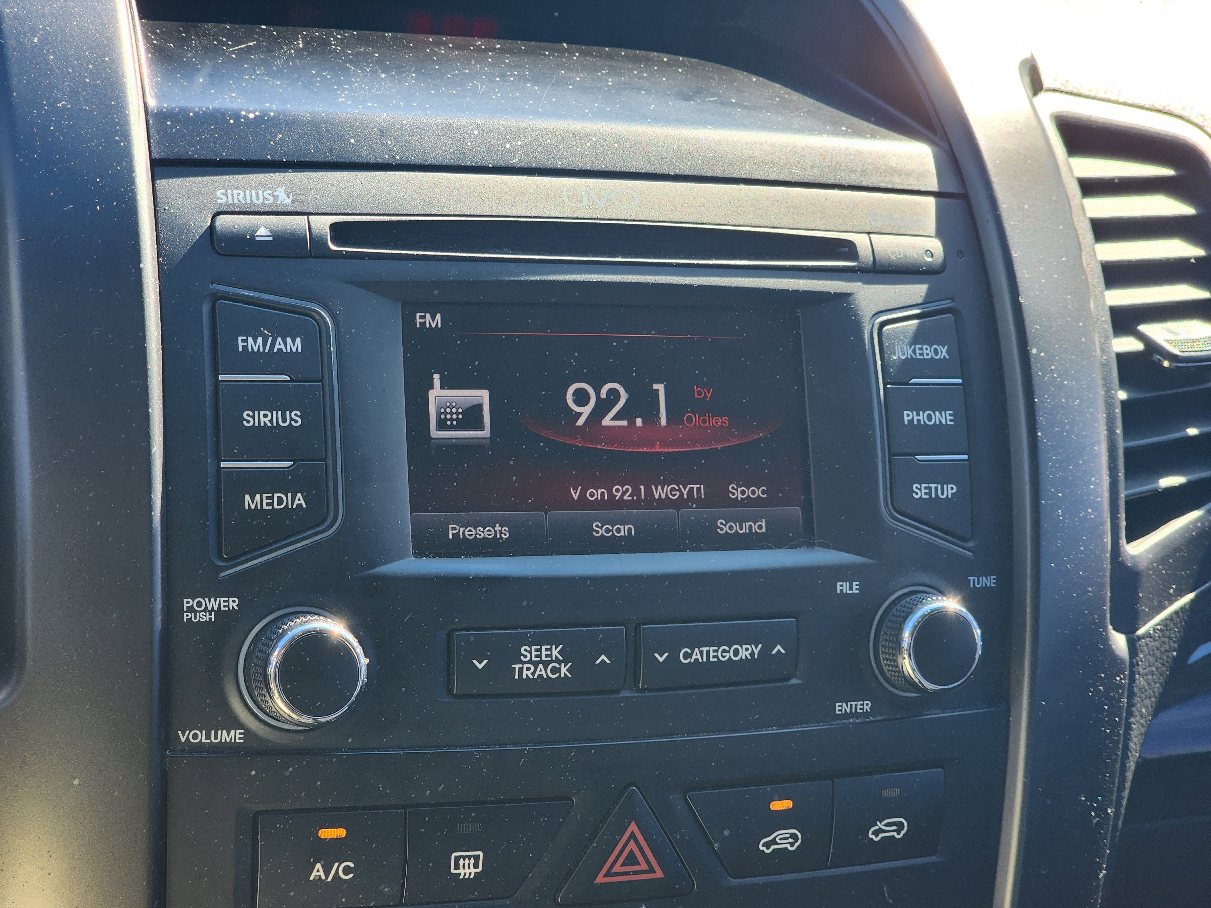 Used 2013 Kia Sorento LX w/ Convenience Pkg image 19