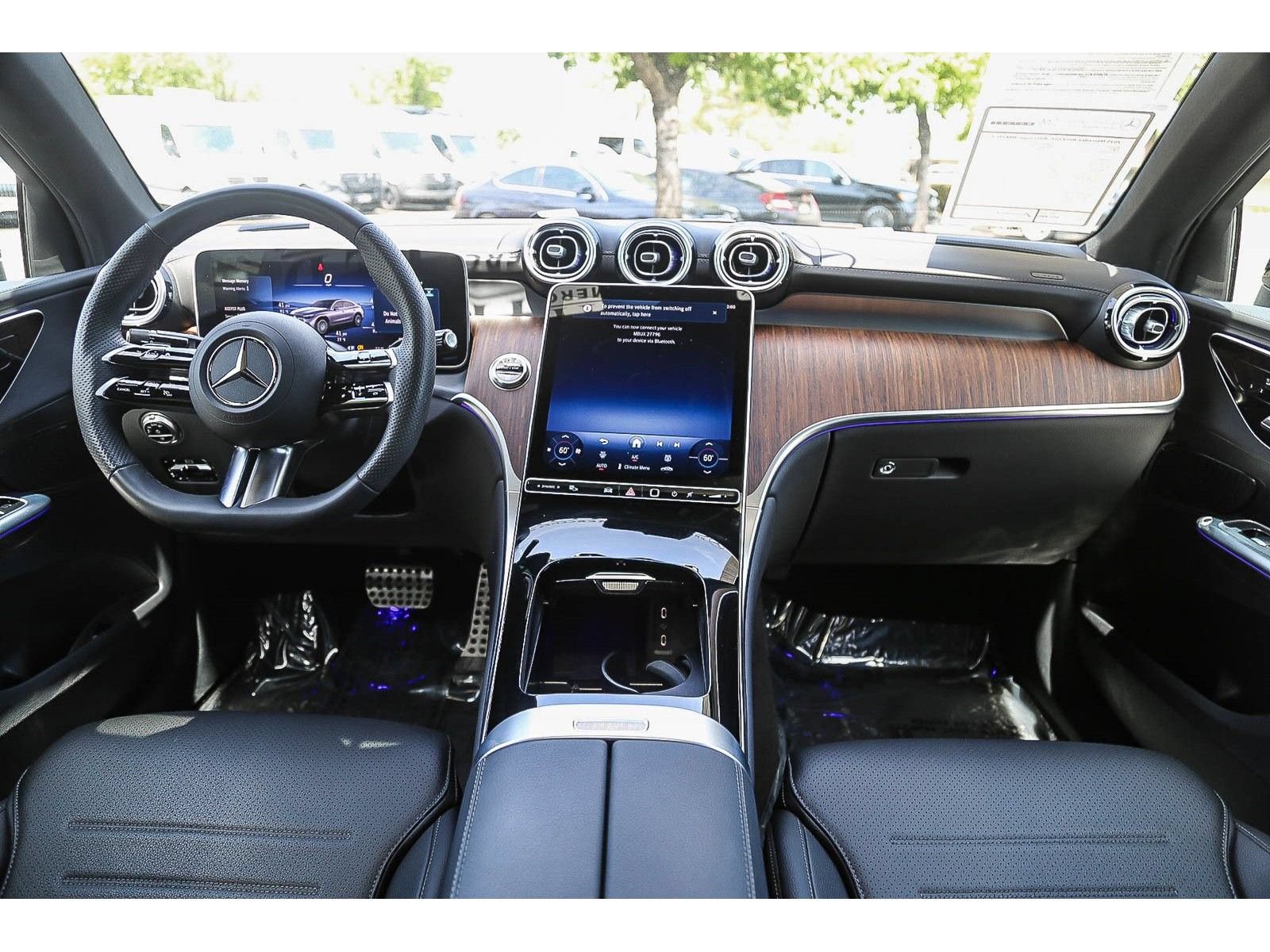 Certified 2025 Mercedes-Benz GLC 300 4MATIC image 10