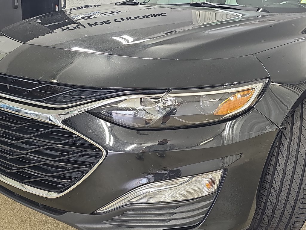 Used 2020 Chevrolet Malibu RS FWD image 35