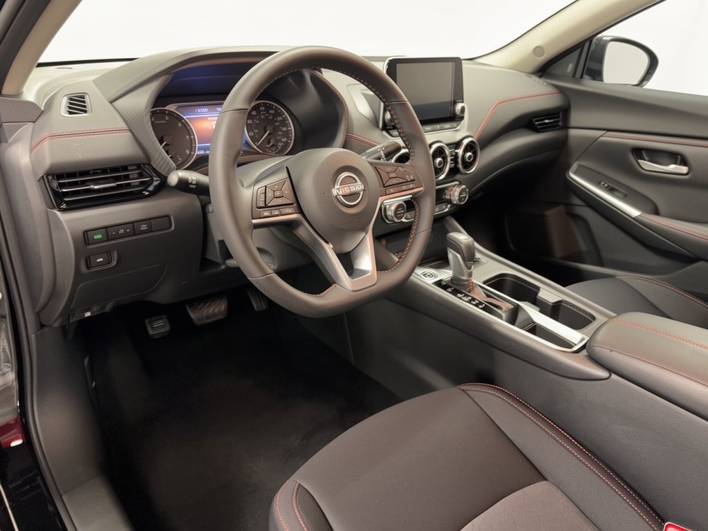 Used 2025 Nissan Sentra SR w/ Midnight Edition FWD image 4