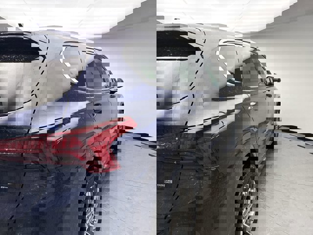 Used 2023 Hyundai Santa Fe SE image 5