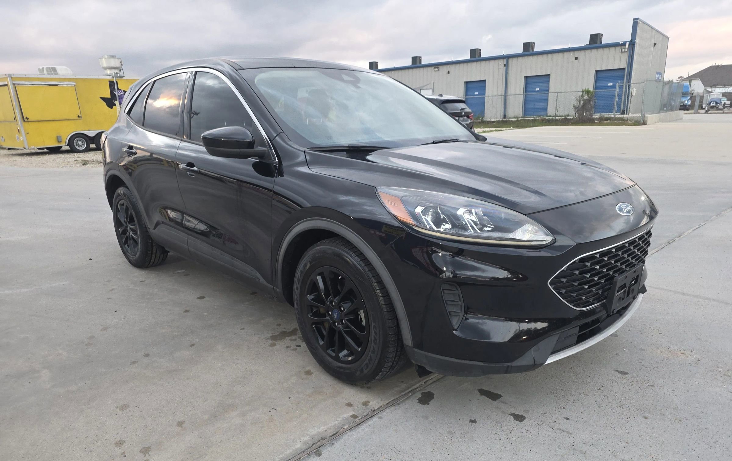 Used 2020 Ford Escape SE image 7