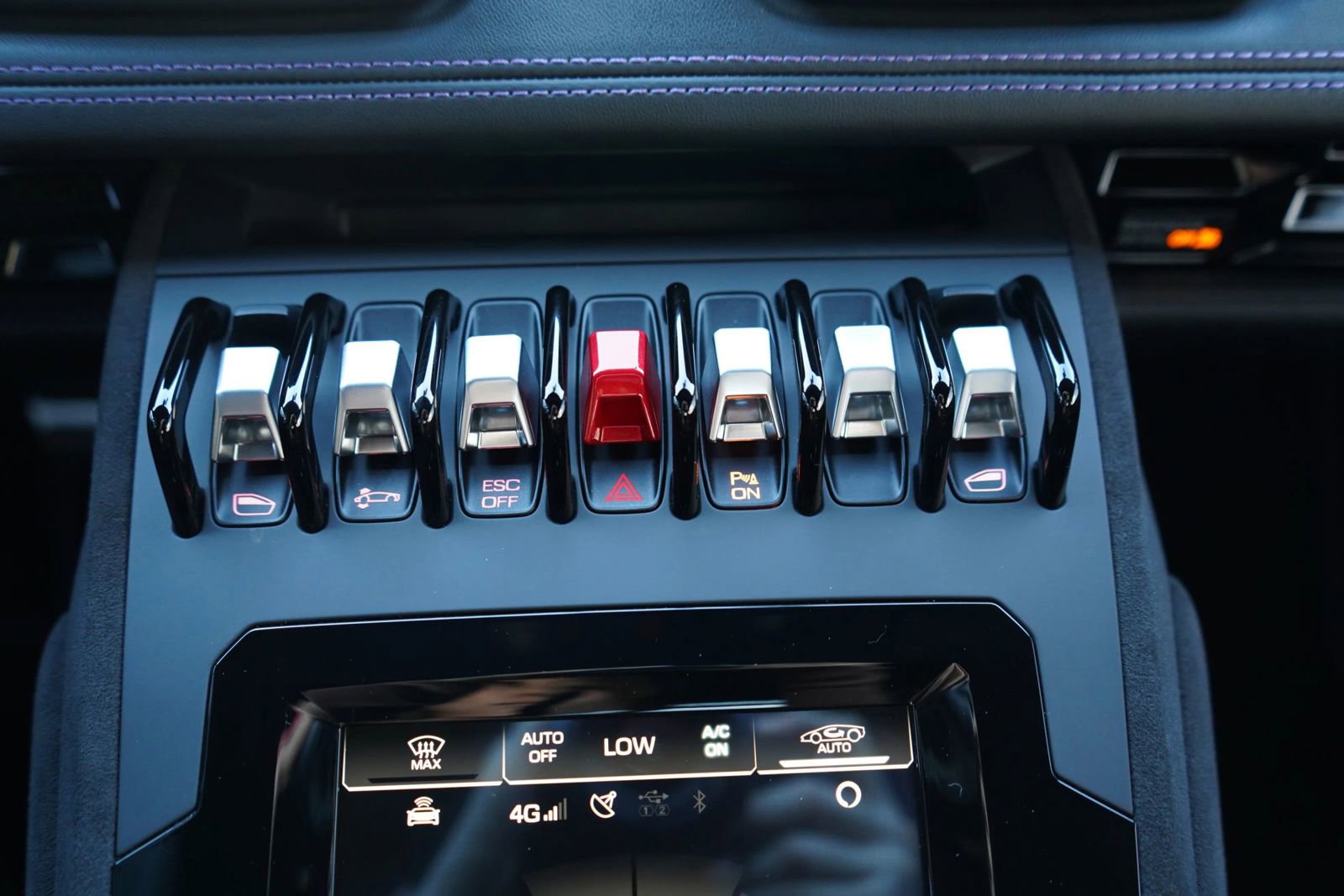 Used 2024 Lamborghini Huracan Tecnica image 11