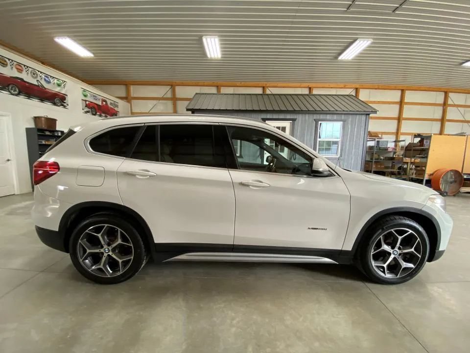 Used 2018 BMW X1 xDrive28i AWD/4WD image 5