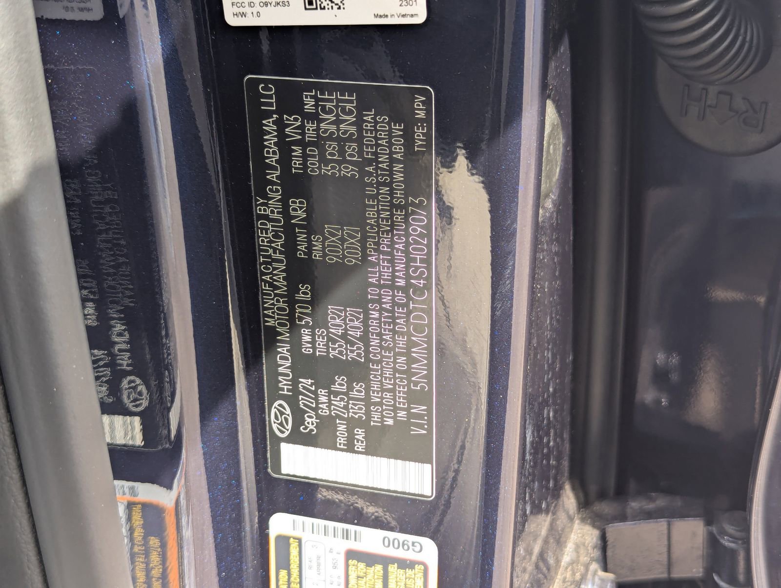 Used 2025 Genesis GV70 3.5T Sport w/ Sport Prestige Package image 32