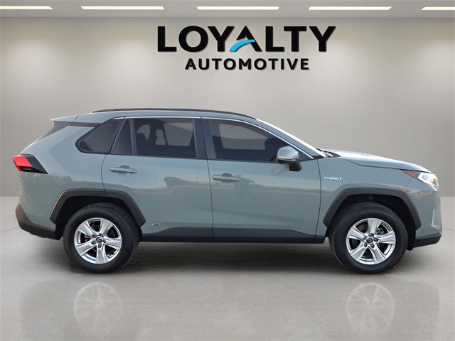 Used 2019 Toyota RAV4 XLE image 6