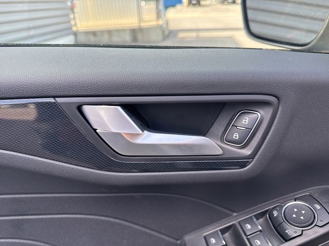 New 2025 Ford Escape ST-Line w/ Equipment Group 301A image 12