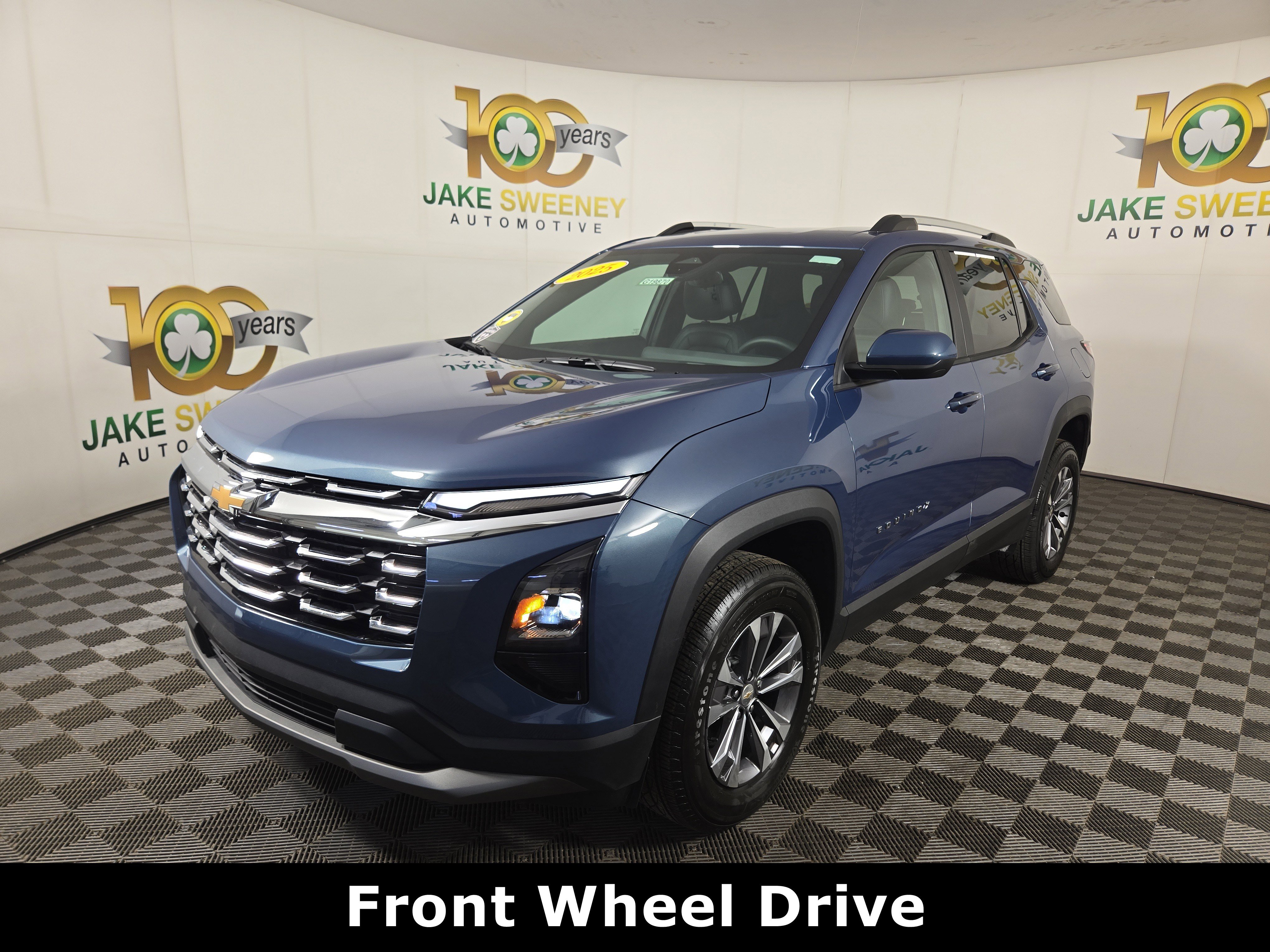 Used 2025 Chevrolet Equinox LT w/ Convenience Package II image 3