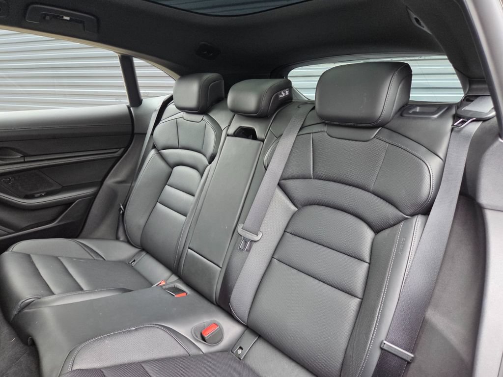 Certified 2025 Porsche Taycan 4S AWD/4WD image 16
