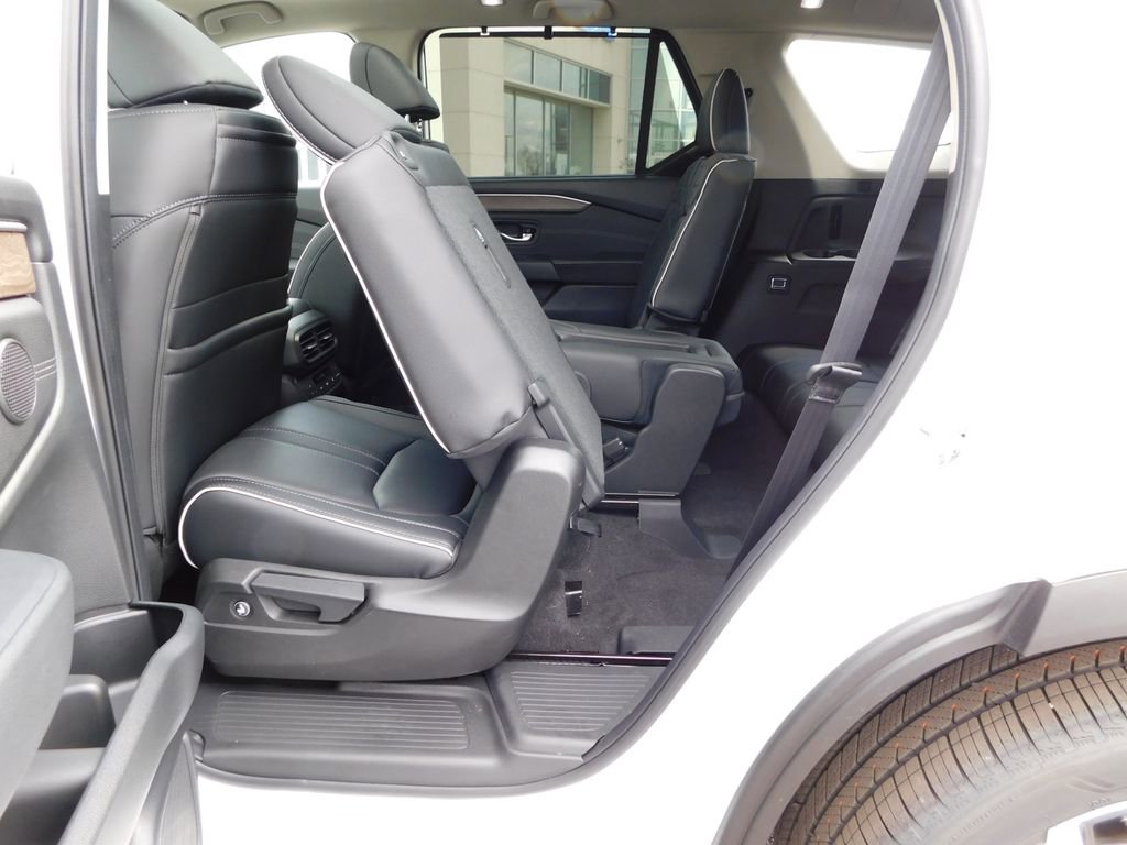 New 2026 Honda Pilot Elite image 36