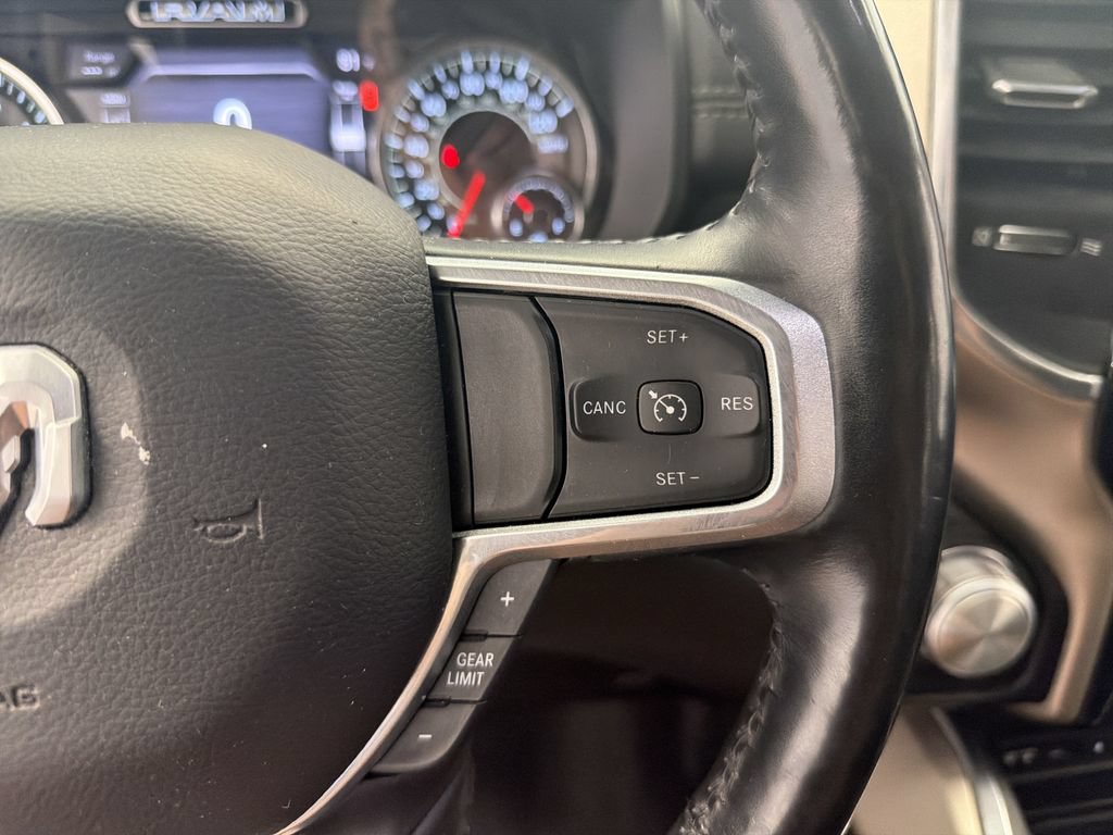 Used 2019 RAM 1500 Laramie AWD/4WD image 33
