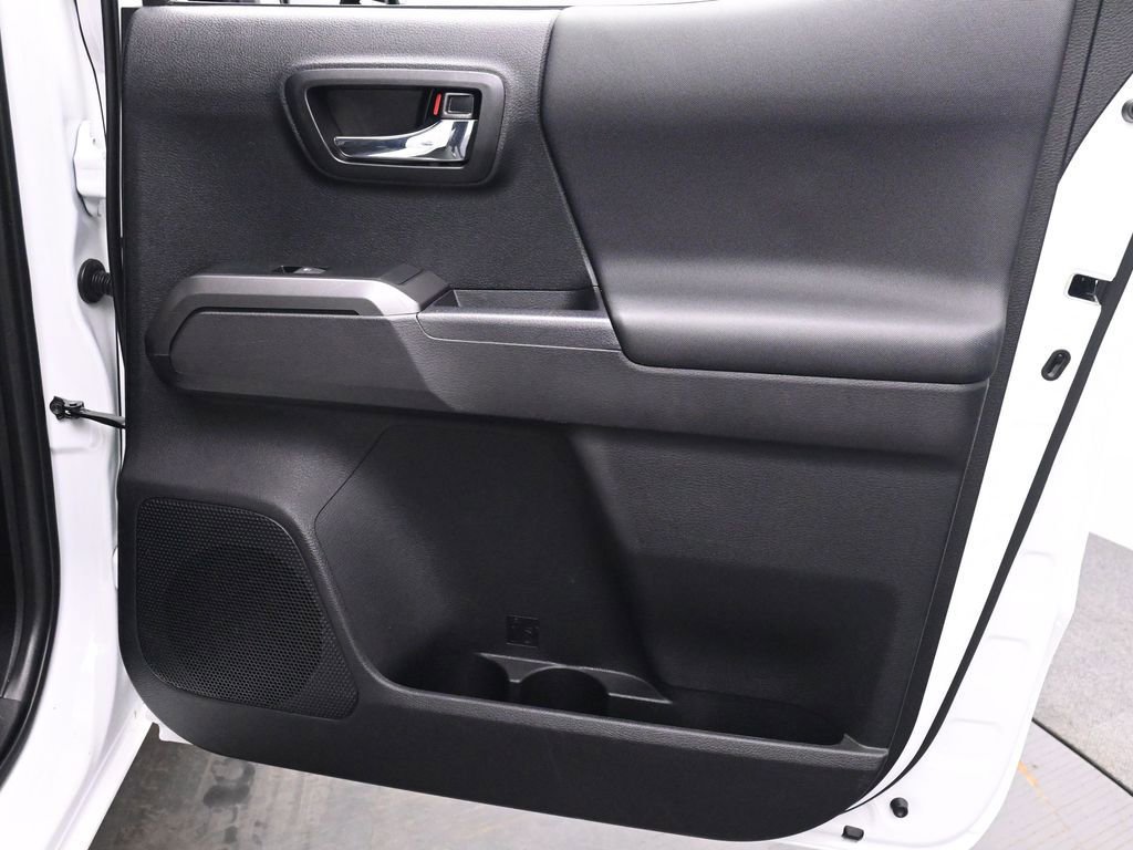 Used 2023 Toyota Tacoma TRD Off-Road w/ Technology Package image 16