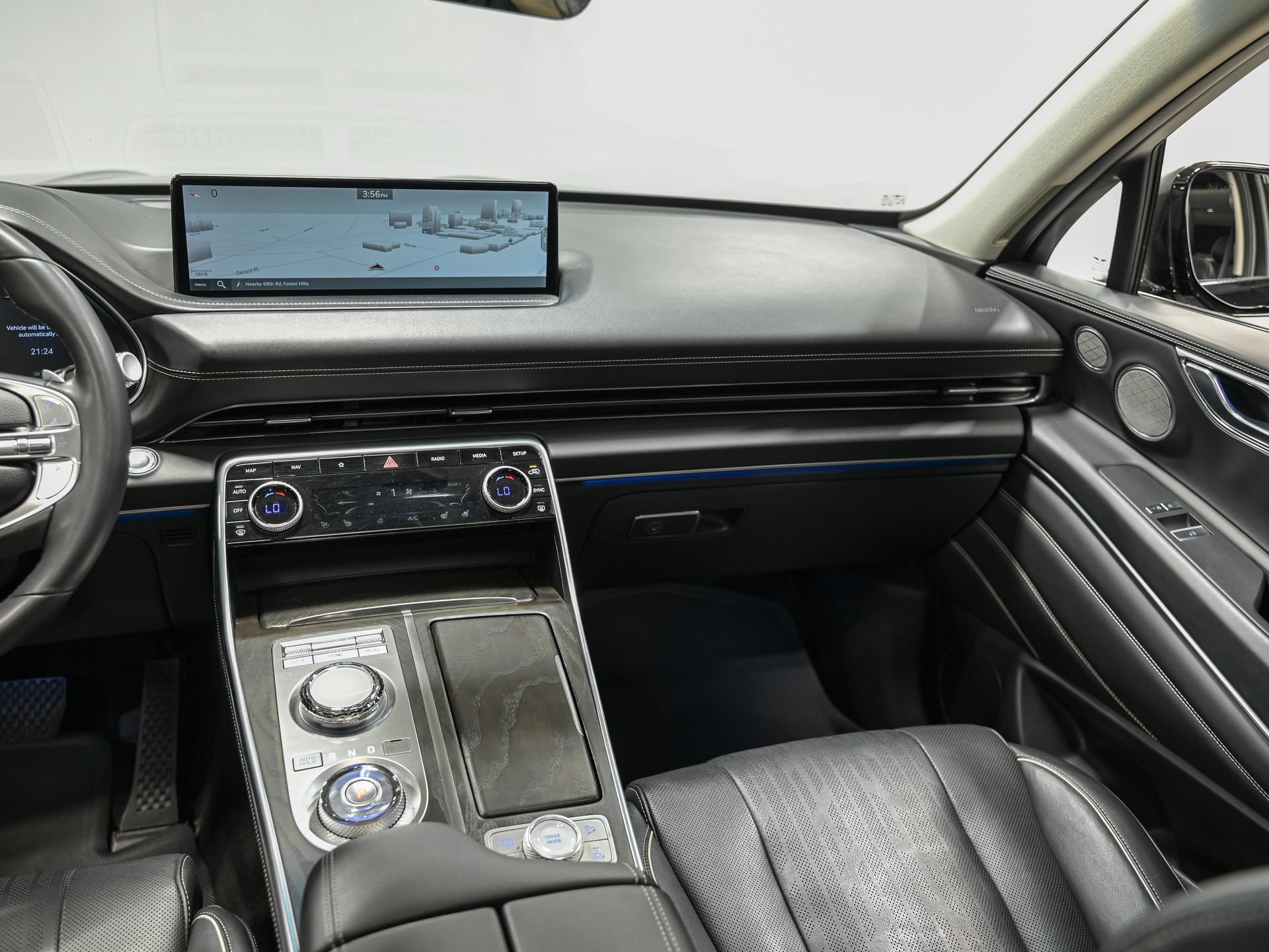 Used 2024 Genesis GV80 3.5T Advanced w/ Advanced Package AWD/4WD image 32