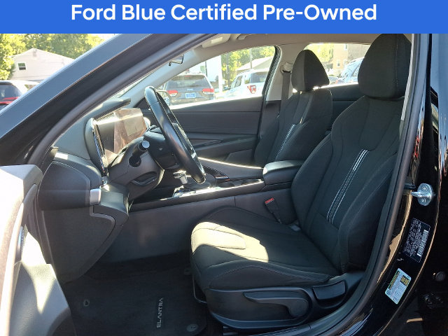 Used 2023 Hyundai Elantra SEL w/ Convenience Package FWD image 14