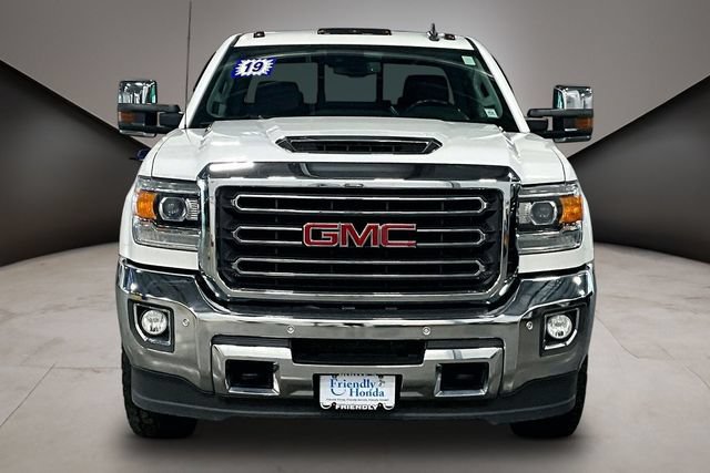 Used 2019 GMC Sierra 2500 SLT w/ Driver Alert Package AWD/4WD image 2