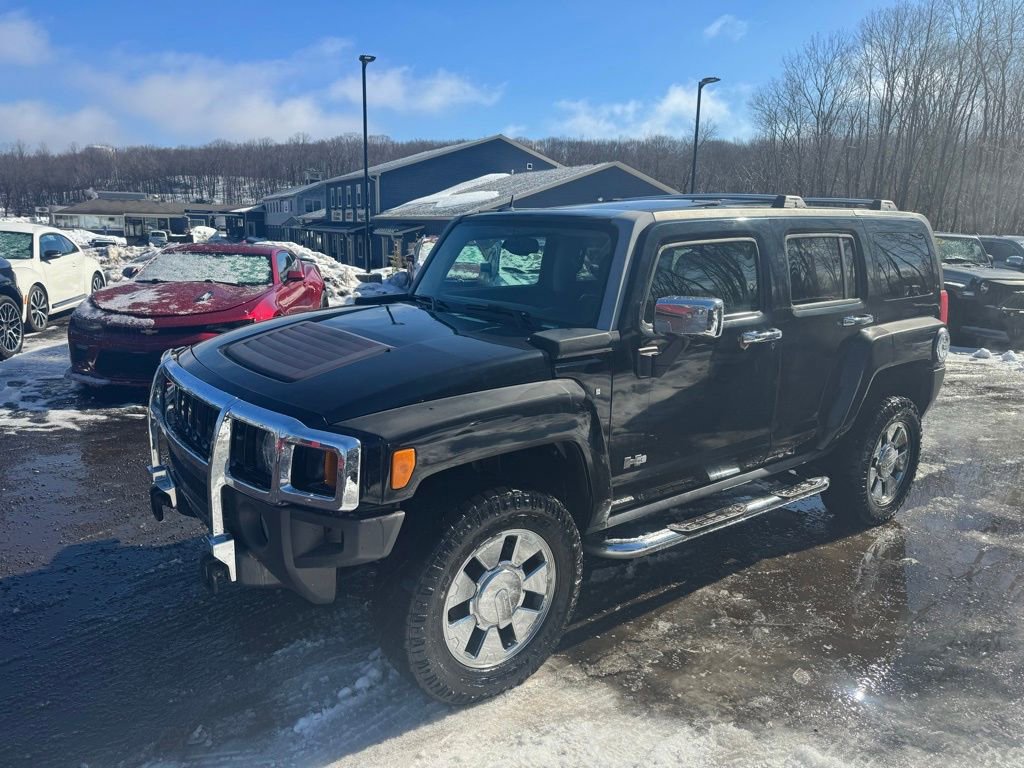 Used 2007 HUMMER H3 image 3