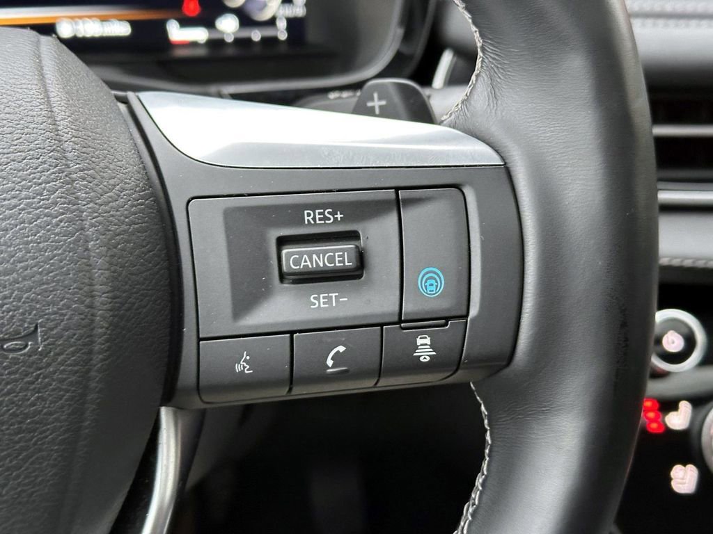 Used 2024 INFINITI QX60 Luxe w/ Performance Audio Package image 24