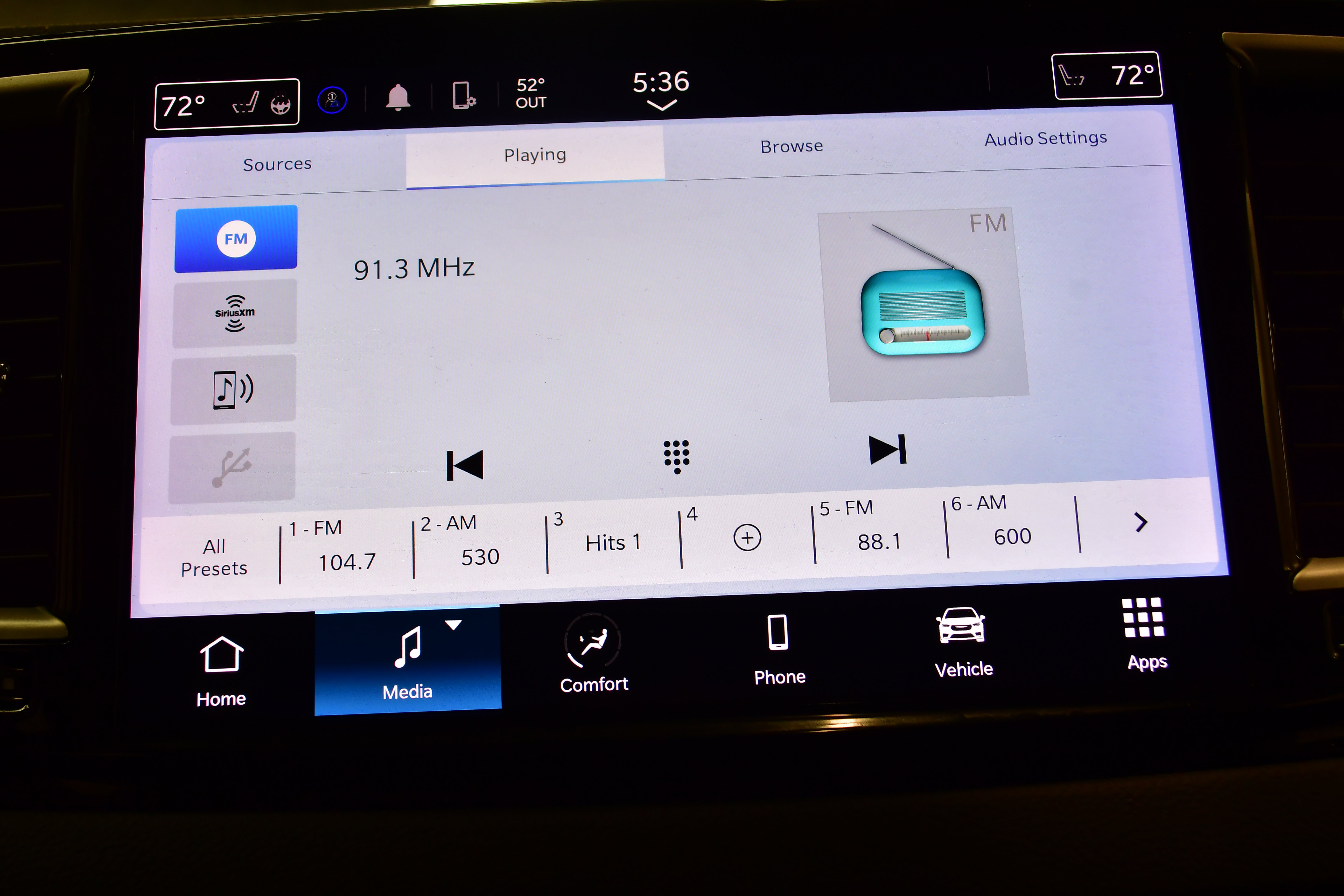 Used 2023 Chrysler Pacifica Touring-L FWD image 24