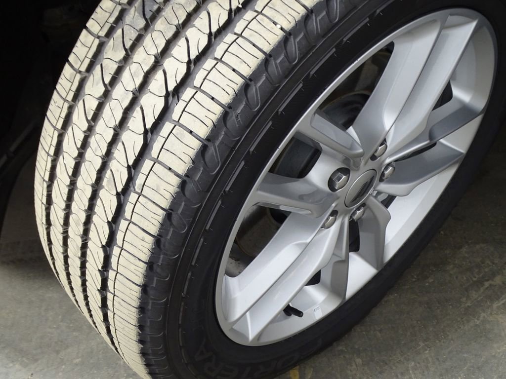 Used 2024 Dodge Durango GT image 45