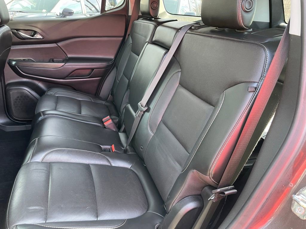 Used 2019 GMC Acadia SLT w/ LPO, Floor Liner Package AWD/4WD image 8