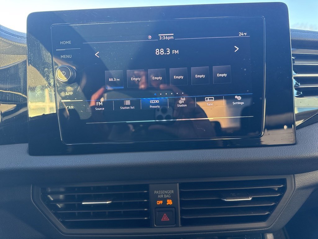 Certified 2025 Volkswagen Jetta Sport image 16