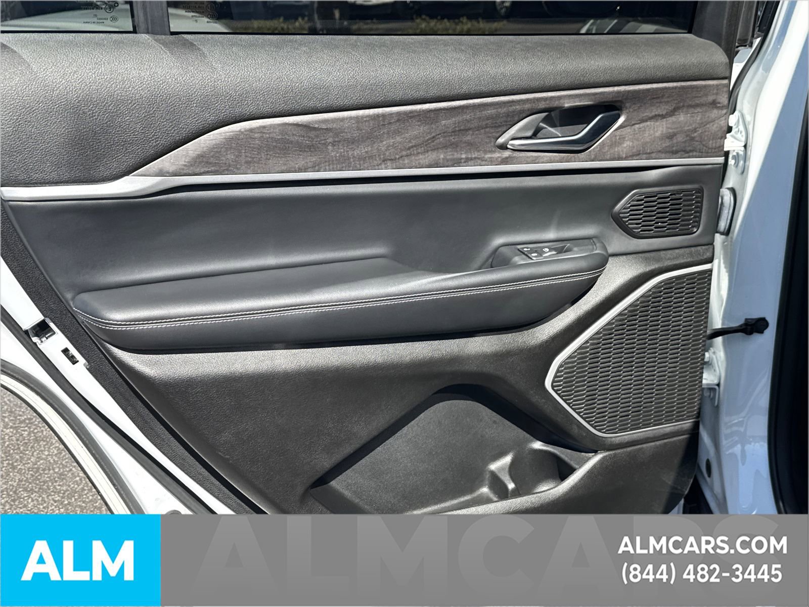 Used 2022 Jeep Grand Cherokee L Limited image 30