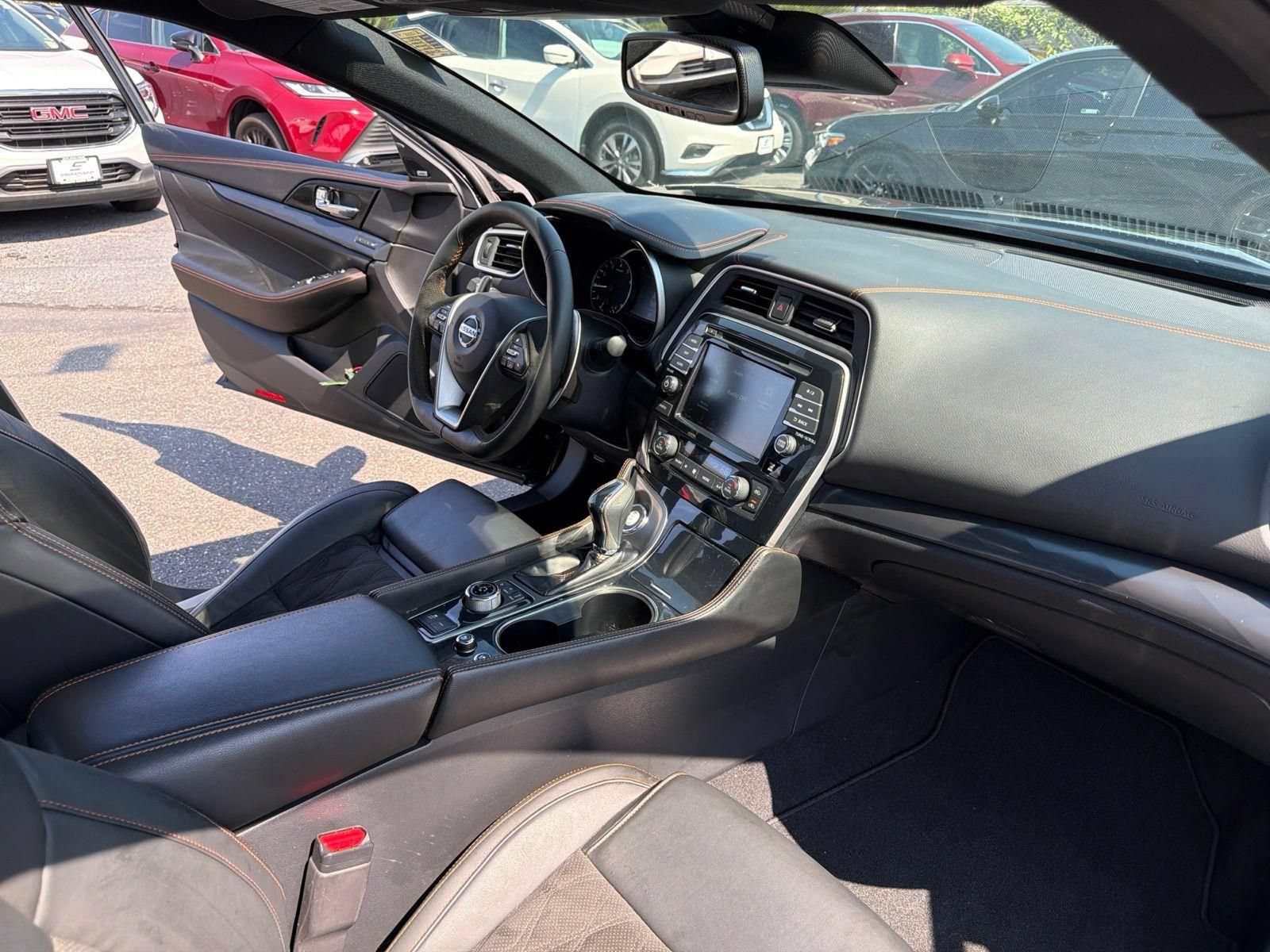 Used 2021 Nissan Maxima SR w/ Sport Mat Group FWD image 16
