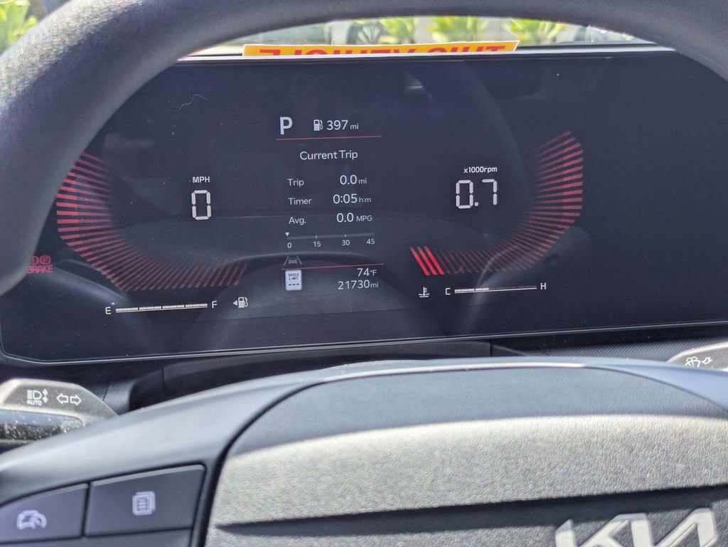 Used 2025 Kia K4 FWD image 19