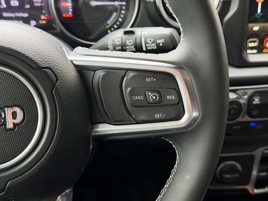 Used 2023 Jeep Wrangler Unlimited Sahara w/ Cold Weather Group AWD/4WD image 20