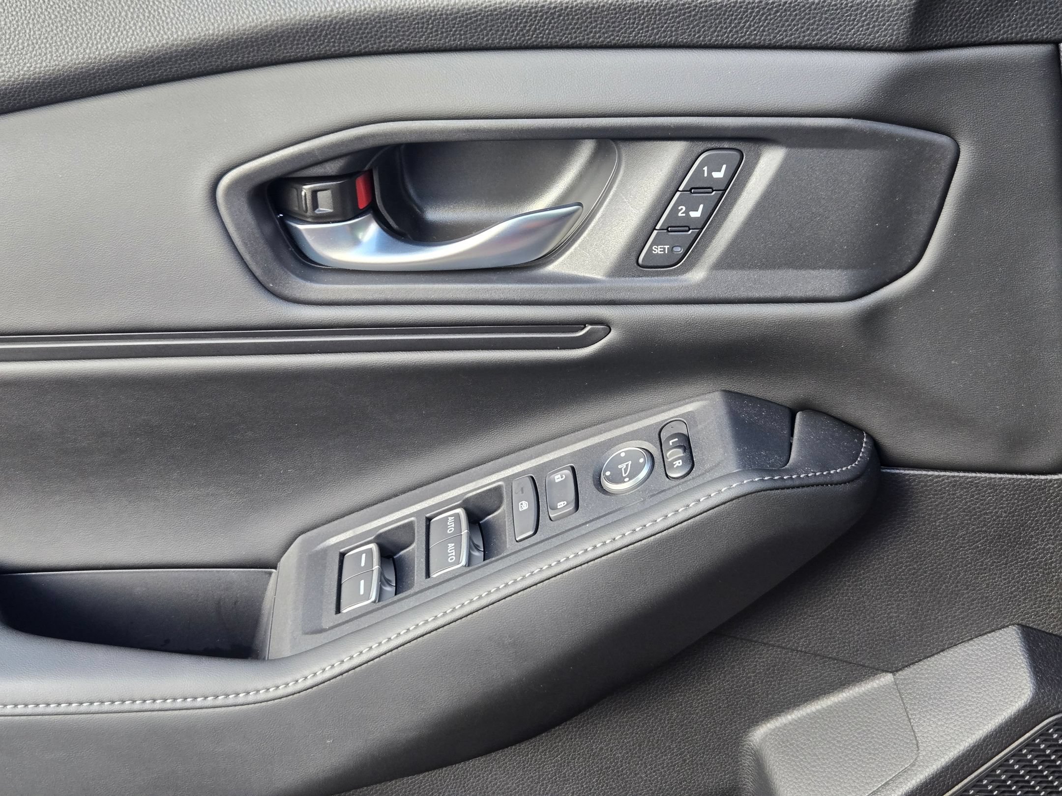 Certified 2025 Honda Accord Sport image 11