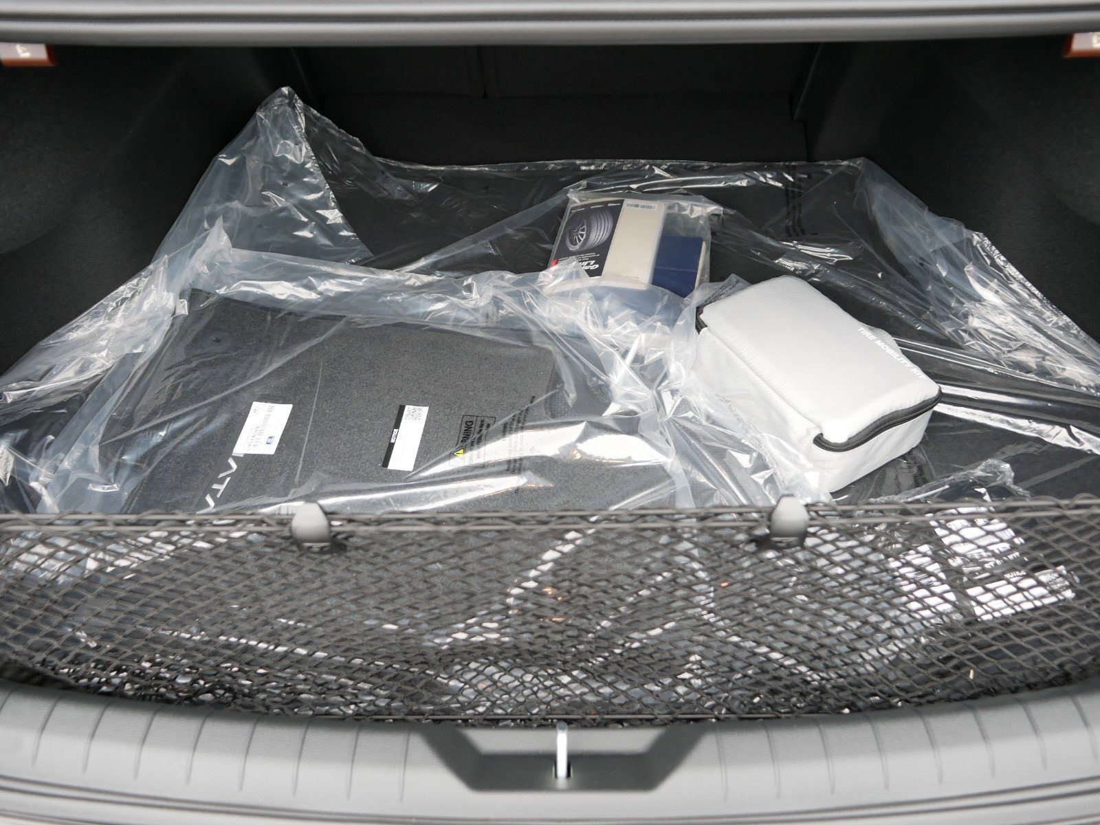 New 2026 Hyundai Sonata Limited FWD image 6