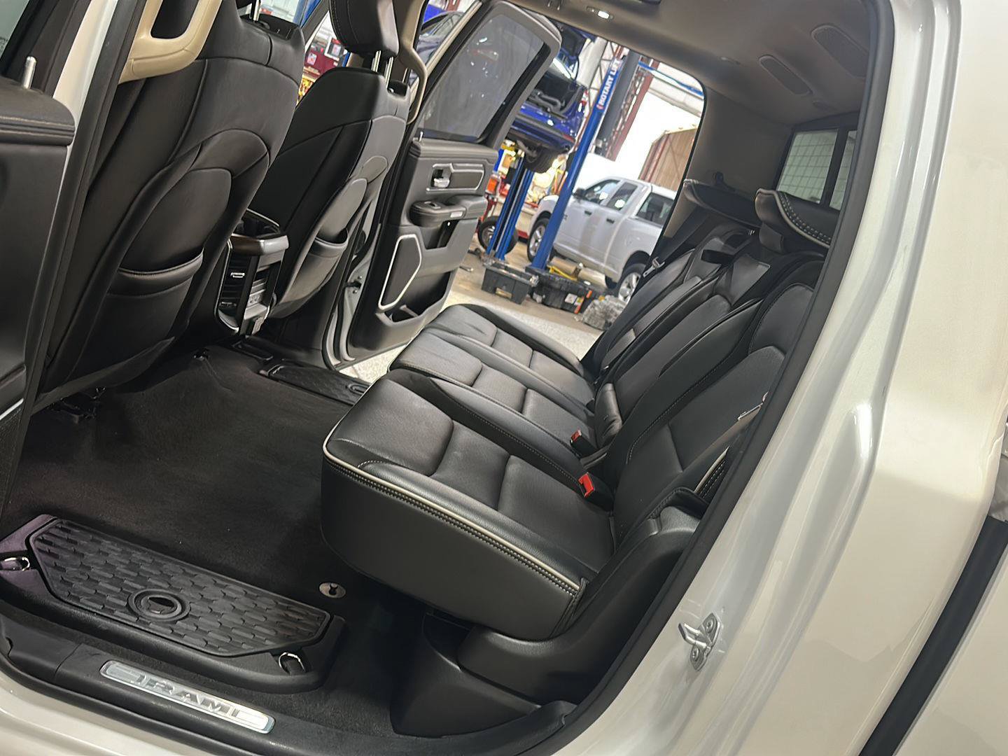 Used 2021 RAM 1500 Laramie AWD/4WD image 31
