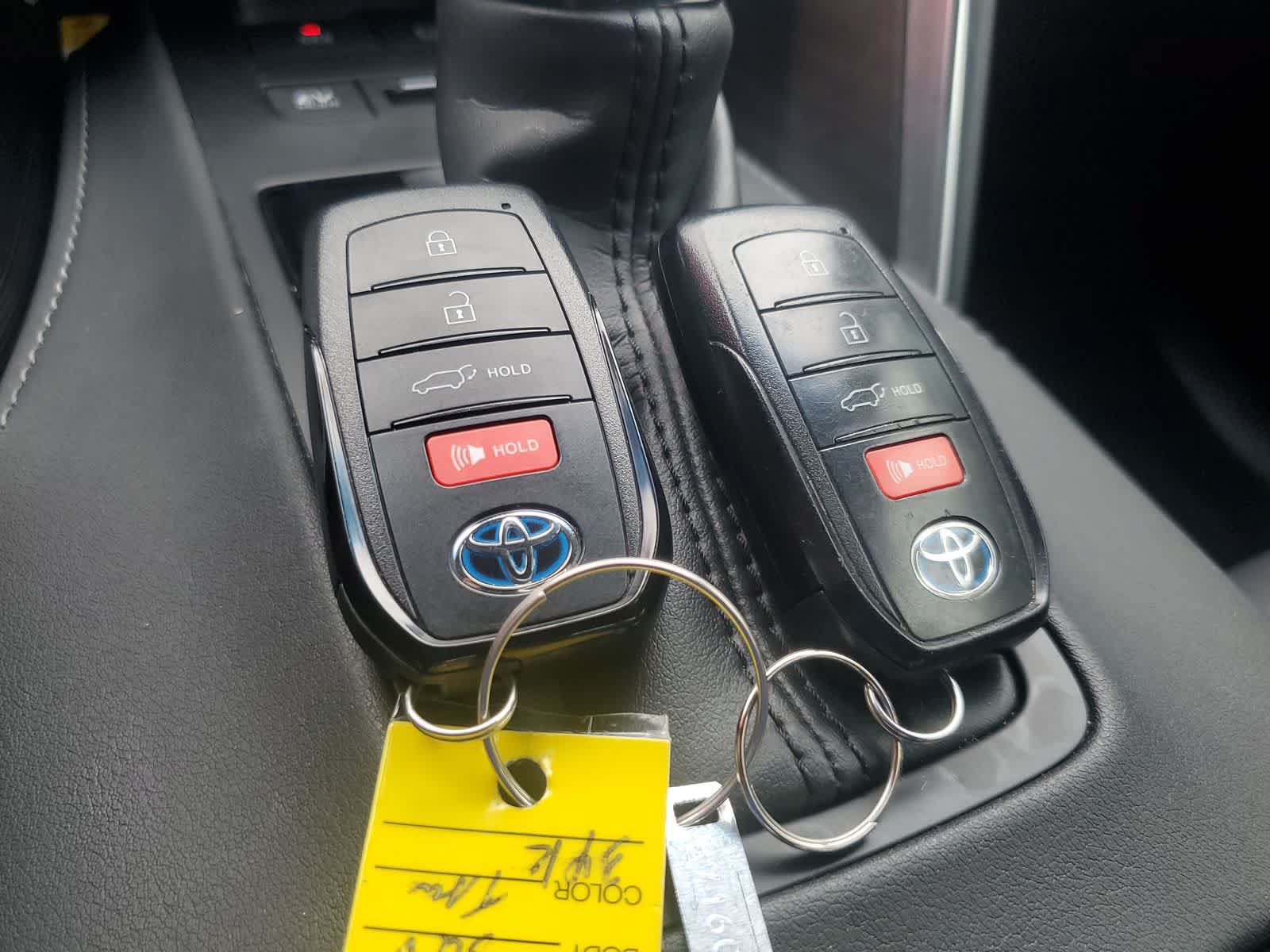 Used 2021 Toyota Venza XLE AWD/4WD image 27