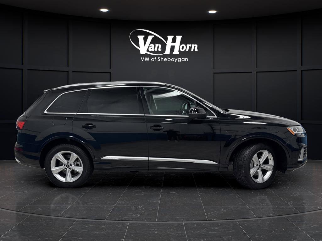 Used 2023 Audi Q7 2.0T Premium w/ Convenience Package image 2